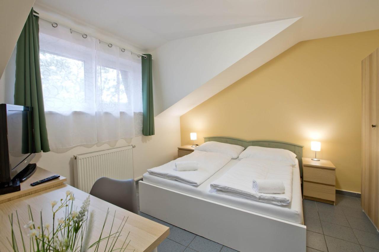 Sindlovska Krcma Hotel Ceske Budejovice Exterior foto