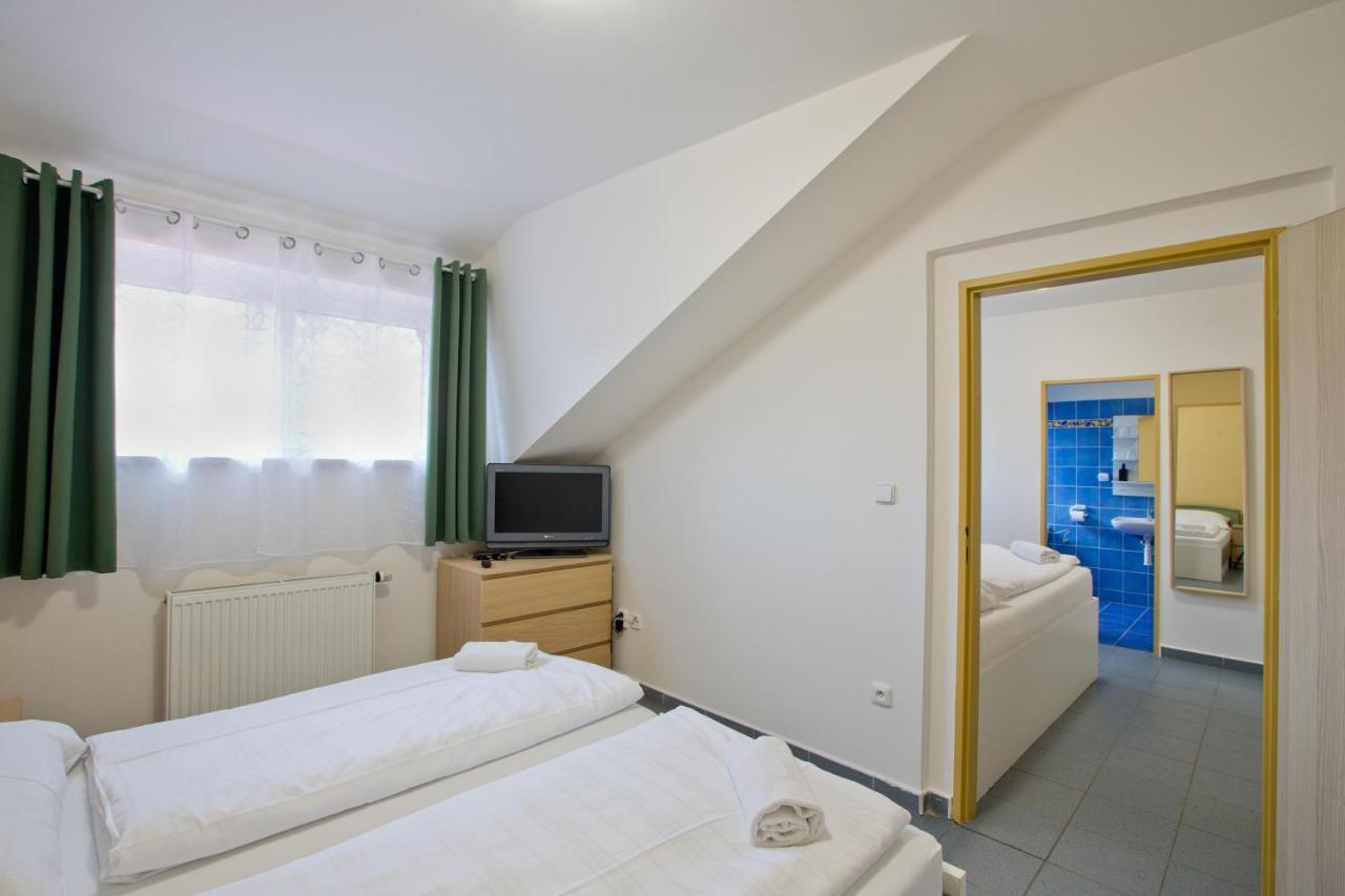 Sindlovska Krcma Hotel Ceske Budejovice Exterior foto