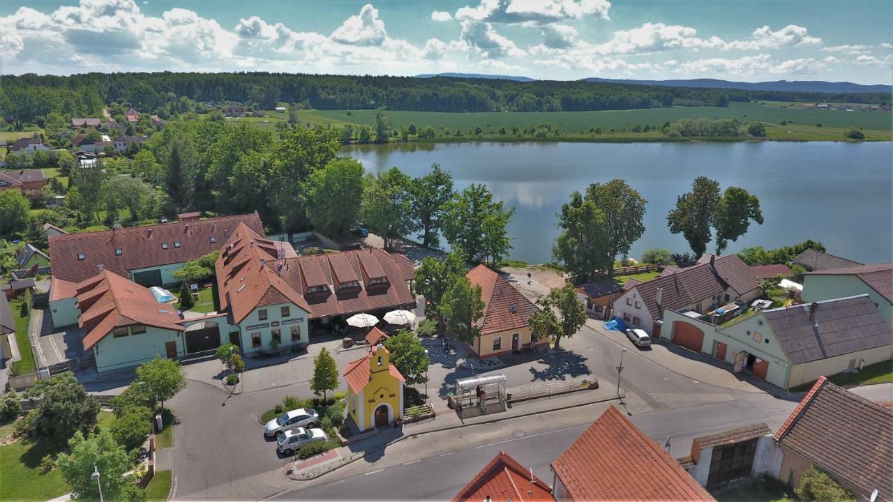 Sindlovska Krcma Hotel Ceske Budejovice Exterior foto